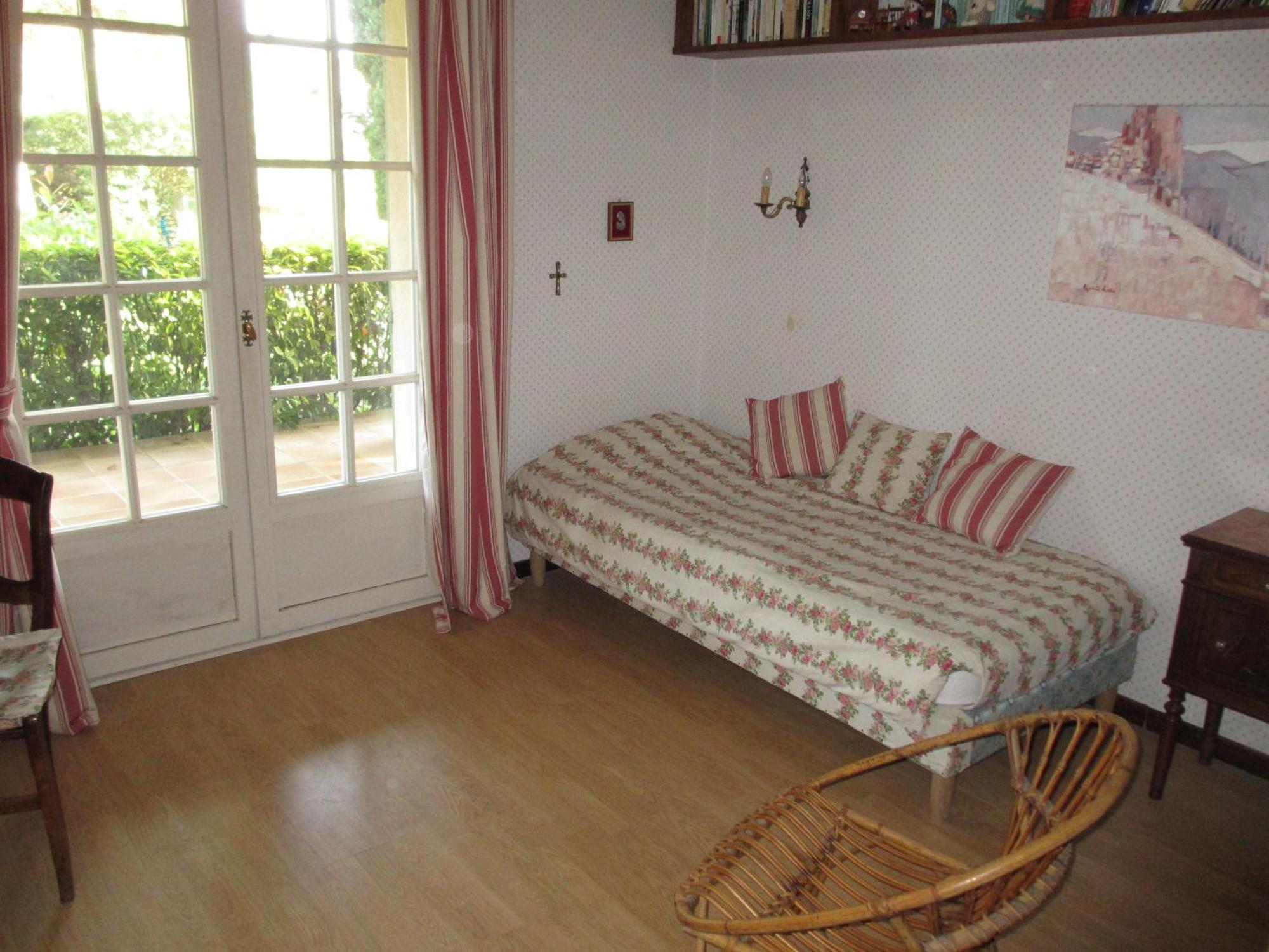 Clos Sainte-Garde Saint Didier  Zimmer foto